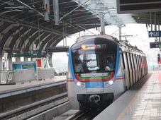 हैदराबाद भी बन गया मेट्रो सिटी, जानें सबसे महंगी मेट्रो की 10 बड़ी बातें