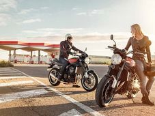 15 लाख की कीमत वाली इस रेट्रो मोटरसाइकिल के फीचर्स जानकार हैरान हो जायेंगे आप