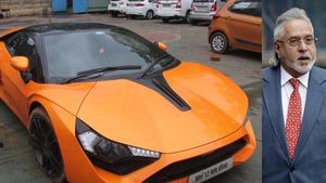 BitCoin घोटाला करने के आरोपी के पास मिली 'Fake Lamborghini' के साथ अन्य भी कई लग्जरी कारें