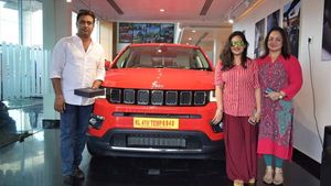 इस एक्ट्रेस ने खरीदी जीप की शानदार एसयूवी कम्पास