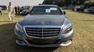 कर्ज में डूबे पाकिस्तान को नीलाम करनी पड़ी प्रधानमंत्री की कारें