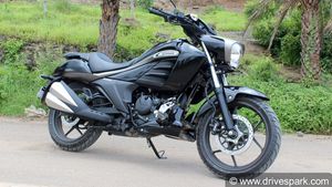 सुजुकी इंट्रूडर 150 रिव्यू: बजट में बेहतर क्रूजर बाइक