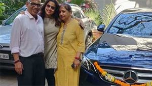 विद्या बालन ने खरीदी मर्सिडीज बेंज E क्लास, अपनी कंफर्ट के लिए है प्रसिद्ध