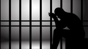 गलत साइड में गाड़ी चलाने पर हुआ 2 दिन का जेल, जानिये क्या है पूरा मामला