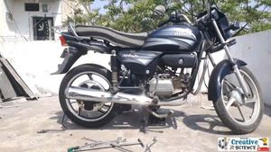 लोकल मेकैनिक ने हीरो स्प्लेंडर को बनाया इलेक्ट्रिक बाइक, जानिये कैसे किया यह कारनामा