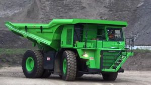 इस इलेक्ट्रिक डंपर को चार्ज करने की नहीं पड़ती जरूरत, खुद ही तैयार करता है अपनी बिजली, देखें वीडियो