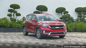 Kia Seltos Variant-Wise Feature Update: किया सेल्टोस के वैरिएंट में मिलेंगे नए फीचर्स, जाने