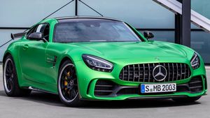2020 Mercedes-AMG GT-R Launched In India: नई मर्सिडीज-एएमजी जीटी आर भारत में हुई लॉन्च