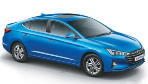Hyundai Elantra ‘S’ Variant Discontinued: हुंडई एलांट्रा एस वैरिएंट हुआ बंद, कीमत अब 18.49 लाख रुपये
