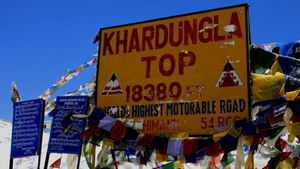Highest Motorable Roads In India: भारत के दस सबसे ऊंचे मोटरेबल रोड, चौंकाने वाले हैं यह नाम
