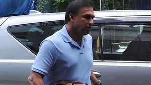 पूर्व क्रिकेटर रॉबिन सिंह की कार को पुलिस ने किया जब्त, लॉकडाउन का किया उल्लंघन