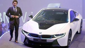 BMW i8 Hybrid Sports Car Discontinued: बीएमडब्ल्यू आई8 हाइब्रिड स्पोर्ट्स कार हुई बंद