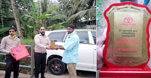 India’s Parking Legend Felicitates: टोयोटा इनोवा को कम जगह में पार्क करने वाले का हुआ सम्मान