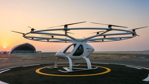 Flying Taxi Service Testing: फ्लाइंग टैक्सी सर्विस की टेस्टिंग जल्द होगी शुरू, जानें