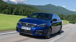 Oldest Car Companies In The World: यह है दुनिया की सबसे पुरानी 7 कार कंपनियाँ, जानें