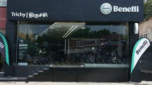Benelli Open New Showroom: बेनेली ने तमिल नाडु के त्रिची में खोला नया शोरूम, देशभर में फैला रही अपनी पहुंच