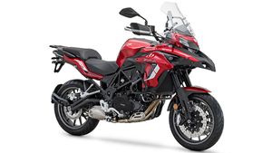 BS6 Benelli TRK 502 Launched: नई बेनेली टीआरके 502 टूरर बाइक भारत में लॉन्च, जानें क्या है कीमत