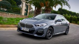 BMW 2-Series Gran Coupe Launched: बीएमडब्ल्यू 2-सीरीज ग्रैन कूपे हुई लाॅन्च, जानें क्या हैं फीचर्स