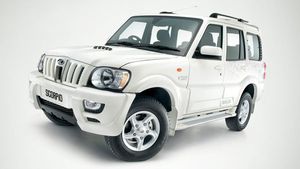 Mahindra and Mahindra History: एक स्टील कंपनी बन गई कार निर्माता, ऐसी है महिंद्रा एंड महिंद्रा की कहानी