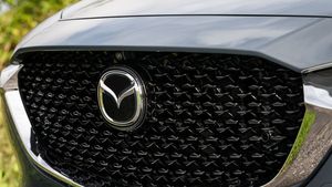 Connected Car तकनीक के लिए 5 कार कंपनियों ने मिलाया हाथ, जानें क्या है योजना