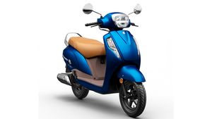 Suzuki Motorcycle Reduces Shifts: सुजुकी मोटरसाइकिल ने घटाई शिफ्ट की संख्या, शहर में बढ़ा कोविड संक्रमण