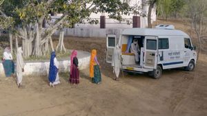 हुंडई की ‘मोबाइल चिकित्सा वैन’ हर दिन करती है सैकड़ों मरीजों का इलाज, देखें वीडियो