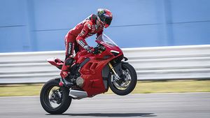 2022 Ducati Panigale V4 और V4 S का हुआ खुलासा, अगले साल भारत में हो सकती हैं लॉन्च