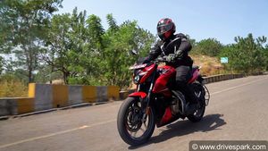 Bajaj Pulsar N250 या Yamaha FZ25: जानें कौन सी बाइक आपके लिए होगी बेस्ट, यहां जानें