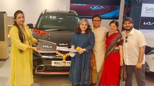 दिवाली के दिन जेठालाल के घर आई नई कार, खरीदी शानदार Kia Sonet SUV