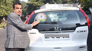फ्लेक्स इंजन कारों को लेकर सरकार उठा सकती है बड़ा कदम, कुछ दिनों में जारी होगा आदेश