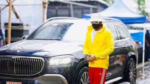 ये दो लग्जरी और दमदार SUVs हैं Bollywood सेलिब्रिटीज की पसंदीदा, देखें कौन सी हैं ये कारें