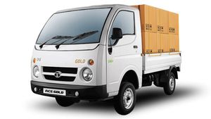 अब छोटा हाथी भी होने वाला है फुली इलेक्ट्रिक, TVC शूट के दौरान नजर आया TATA ACE EV