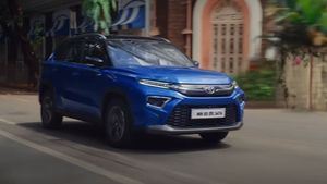 Toyota Urban Cruiser Hyryder का पहला TVC हुआ जारी, देखें इस कार का सबसे खास फीचर