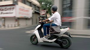 इस स्टाइलिश इलेक्ट्रिक स्कूटर की चल रही है भारी डिमांड, 250 यूनिट एक ही दिन में हुए डिलीवर