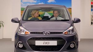 नई कार खरीदने से पहले डीलर से जरूर पूछें ये 10 सवाल, नहीं तो पड़ जाएंगे परेशानी में