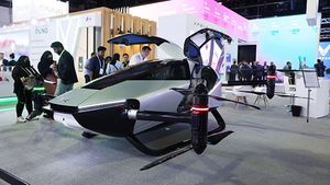 ट्रैफिक से छुटकारा दिलाने आ गई ये गजब की कार, घंटों का सफर मिनटों में होगा पूरा