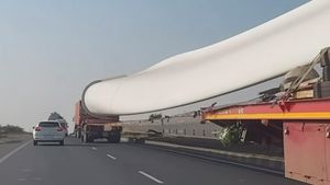 भारत के इस सबसे लंबे ट्रक को चलाते हैं दो ड्राइवर, 250 फीट है लंबाई