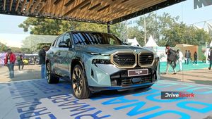 BMW XM Launched: बीएमडब्ल्यू की 2.60 करोड़ रुपये में शानदार कार हुई लॉन्च, जानें क्या हैं फीचर्स