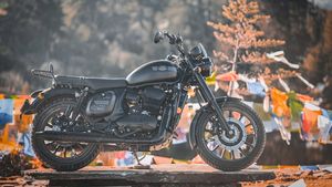 महिंद्रा की कंपनी ने राॅयल एनफील्ड को टक्कर देने उतार दी ये बाइक, बस कुछ राज्यों में होगी उपलब्ध