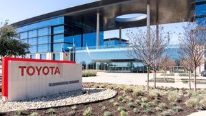 टोयोटा: भूकंप से प्रेरित होकर बनी थी ये कार कंपनी, दिवालिया होने से भी बची, आज है भारतीयों की स्टेटस सिंबल