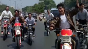 शाहरुख खान को 31 साल बाद हुआ हेलमेट ना पहनने का पछतावा, कही यह बड़ी बात