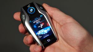 नहीं काम कर रहा है कार का Key Remote! ये हो सकती हैं बड़ी वजह, जानें समाधान