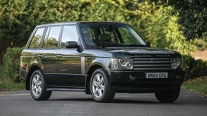 Queen Elizabeth-II का Land Rover होने जा रहा है नीलाम, जानें क्या इस SUV की खासियत 