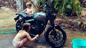 क्रिकेटर जॉन्टी रोड्स ने दक्षिण अफ़्रीकी टीम की Royal Enfield Hunter से की तुलना! वजह जानकर रह जाएंगे हैरान