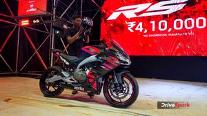 आकर्षक डिजाइन में लॉन्च हुई नई Aprilia RS 457, जानिए कितनी है कीमत
