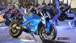 भारत में लॉन्च हुई Ultraviolette F77 Mach 2 इलेक्ट्रिक बाइक, मिलेगी 323KM की रेंज, जानें कीमत