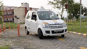 Driving License के लिए अब RTO में टेस्ट देने की जरूरत नहीं! 1 जून से बदल जाएगा नियम, जानें डिटेल्स