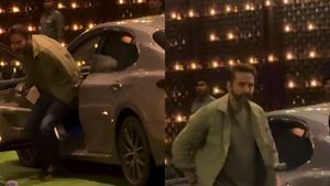 Anant-Radhika Wedding: Mercedes या BMW नहीं..Toyota की इस कार में नजर आएं अंबानी के दामाद, सादगी ने जीता दिल!