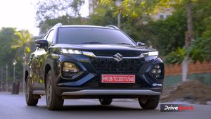 7 लाख वाली इस Maruti कार में मिलेगी ADAS सेफ्टी की सुविधा! 28Kmpl का माइलेज..फीचर्स भी धांसू