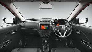 24 साल से बाजार में राज कर रही है Maruti की ये हैचबैक, कीमत मात्र इतनी